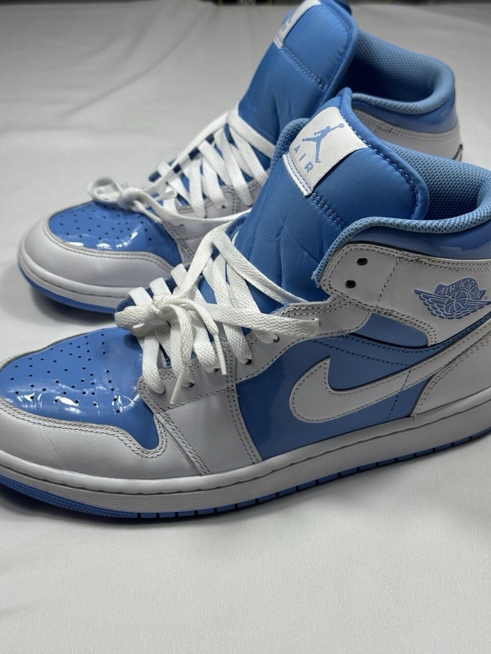 Nike Air Jordan 1 Mid SE White Legend Blue FZ2142-114 Men’s Size 10